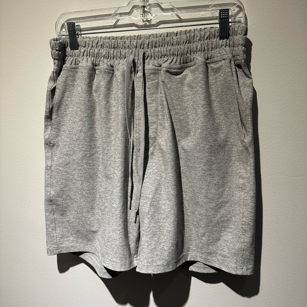 Outdoor Voices Short Sz L, 7inch Inseam